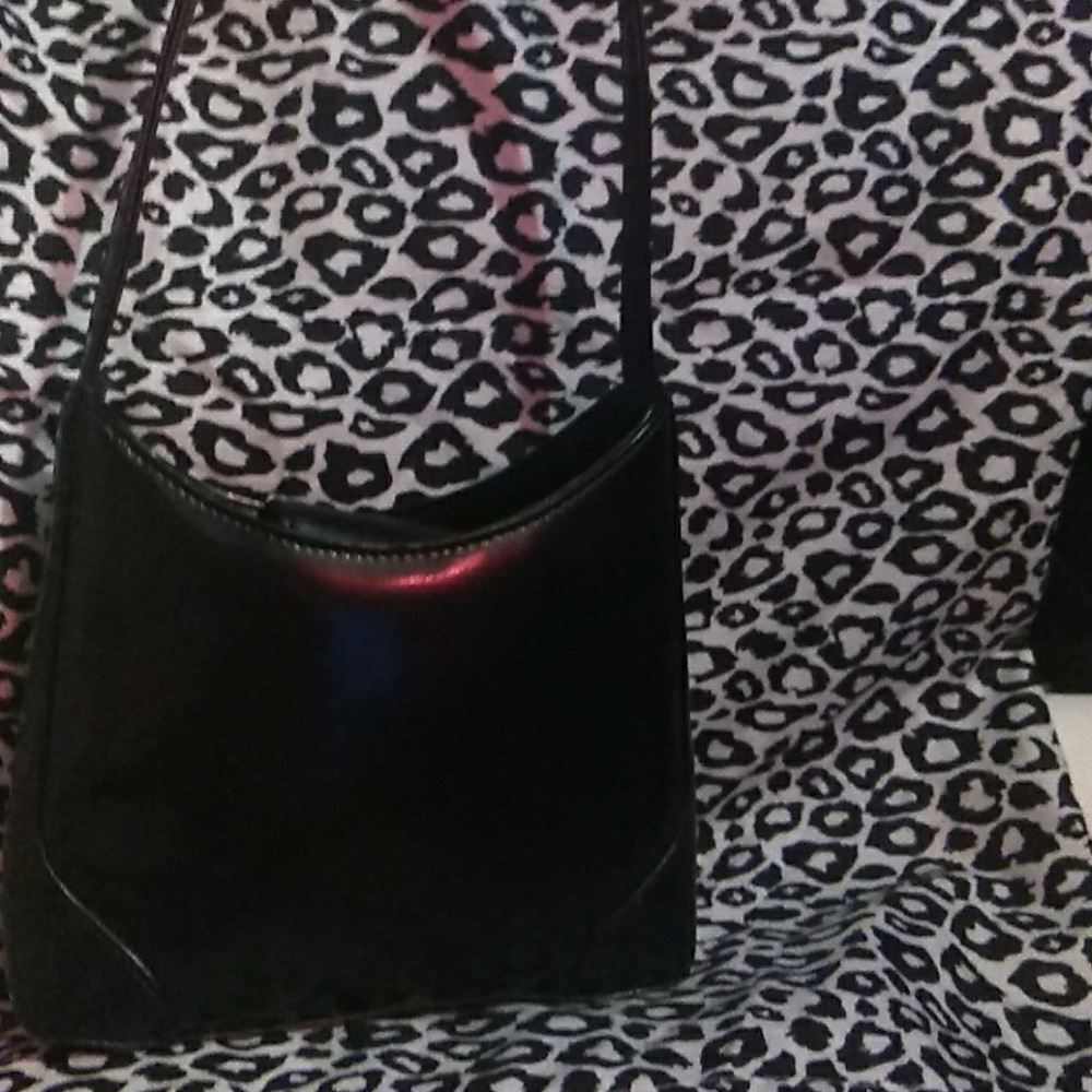 Purse - Picture 2 of 3